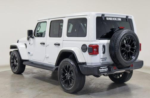 2025 Jeep Wrangler 4xe Sahara