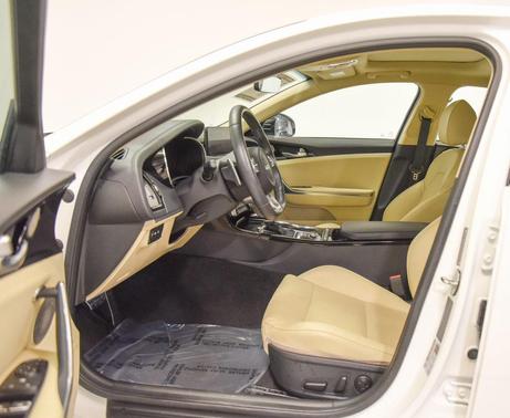 2023 Kia Stinger GT-Line