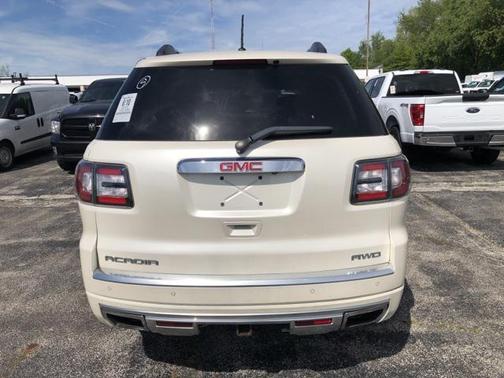 2015 GMC Acadia Denali