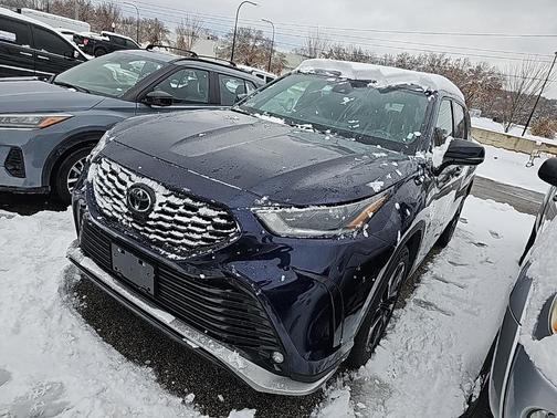 2023 Toyota Highlander XSE