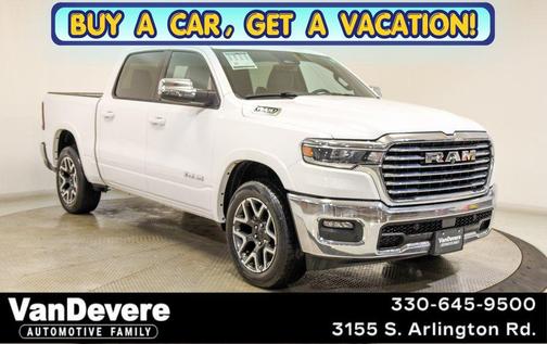Bright White Clearcoat 2025 RAM 1500 Laramie
