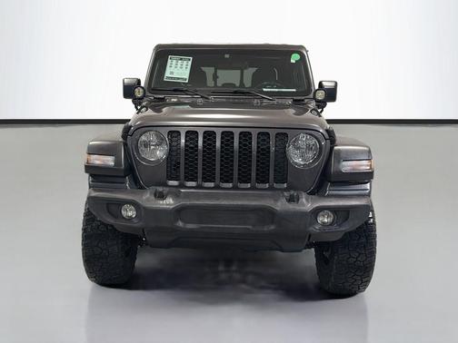 Granite Crystal Metallic Clearcoat 2020 Jeep Gladiator Sport S
