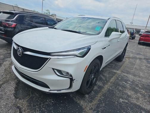 White Frost Tricoat 2023 Buick Enclave Essence