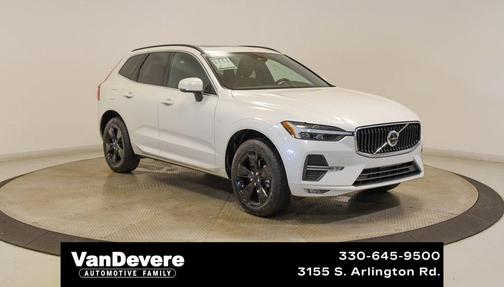 2022 Volvo XC60 B5 Momentum