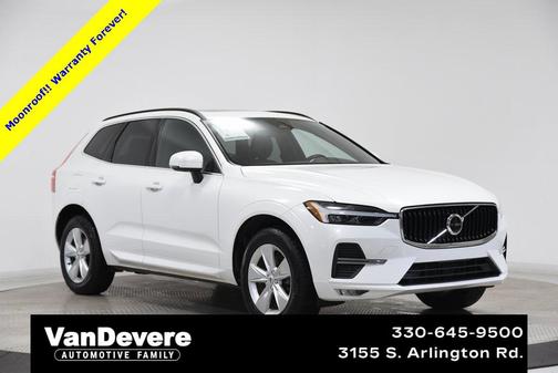 2022 Volvo XC60 B5 Momentum
