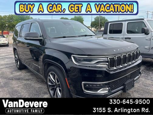 Diamond Black Crystal Pearlcoat 2022 Jeep Wagoneer Series III