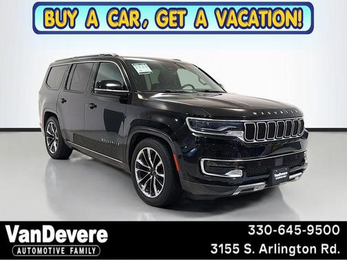 Diamond Black Crystal Pearlcoat 2022 Jeep Wagoneer Series III