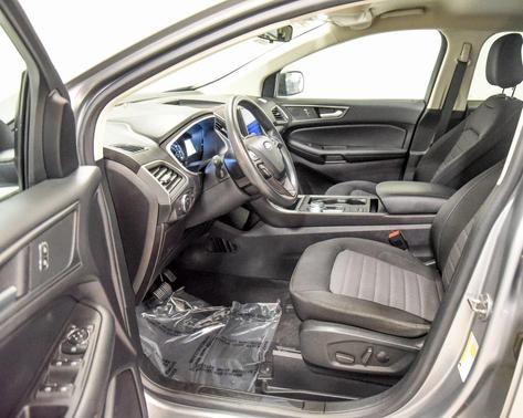 2021 Ford Edge SE