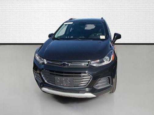 Mosaic Black Metallic 2020 Chevrolet Trax LT