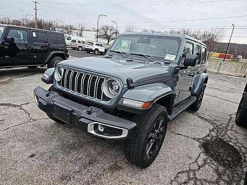 2025 Jeep Wrangler 4xe Sahara