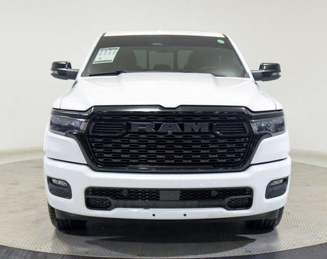 Bright White Clearcoat 2025 RAM 1500 Big Horn/Lone Star