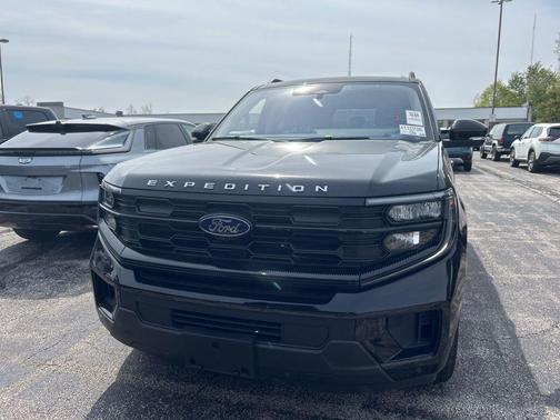 Black Metallic 2025 Ford Expedition Active