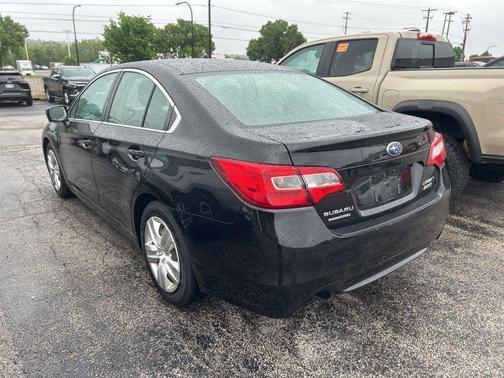 Crystal Black Silica 2016 Subaru Legacy Base