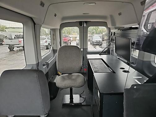 2019 Ford Transit-150 XLT