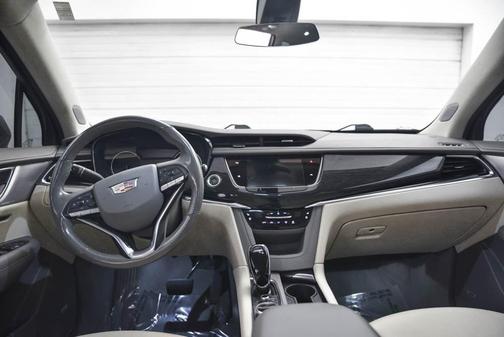 2022 Cadillac XT6 Premium Luxury AWD