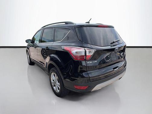 SHADOW BLACK 2017 Ford Escape SE