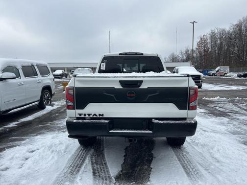 2022 Nissan Titan PRO-4X