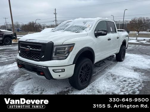 2022 Nissan Titan PRO-4X