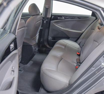 2013 Hyundai SONATA Limited 2.0T
