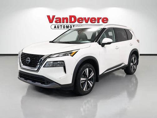 Pearl White Tricoat 2023 Nissan Rogue SL