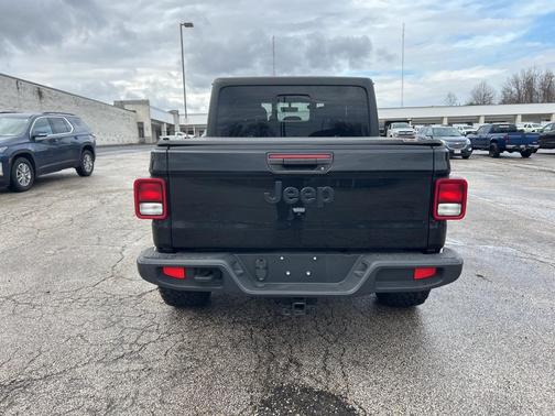 2023 Jeep Gladiator Sport S