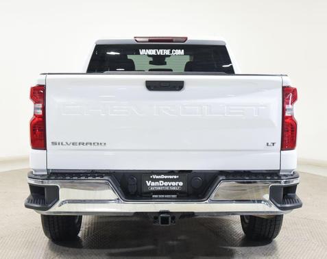 Summit White 2023 Chevrolet Silverado 1500 LT