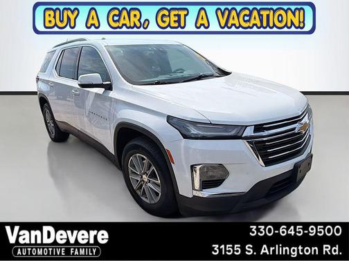Summit White 2023 Chevrolet Traverse LT Cloth