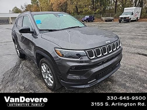 2023 Jeep Compass Latitude Lux