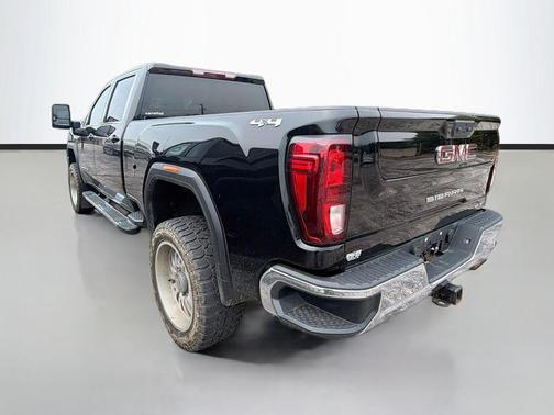 Onyx Black 2023 GMC Sierra 2500 SLE