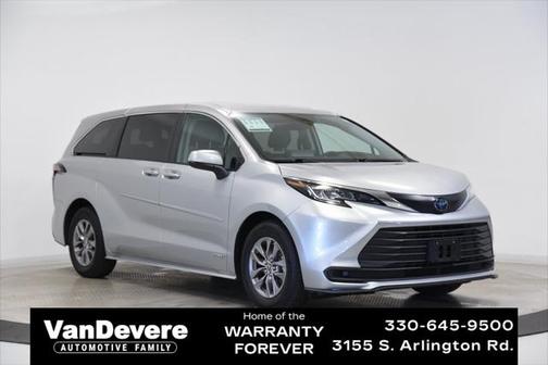 2021 Toyota Sienna LE
