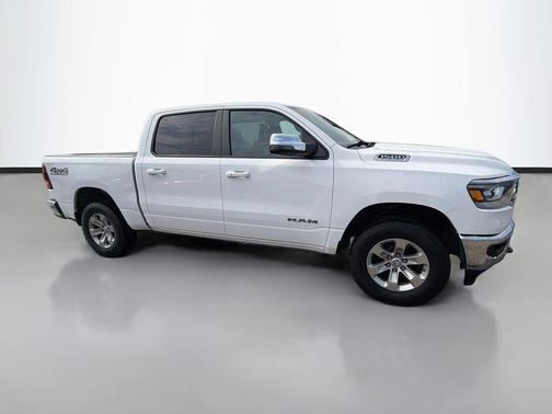 Bright White Clearcoat 2023 RAM 1500 Laramie