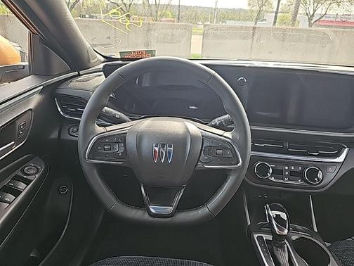 Copper Ice Metallic 2025 Buick Envista Preferred