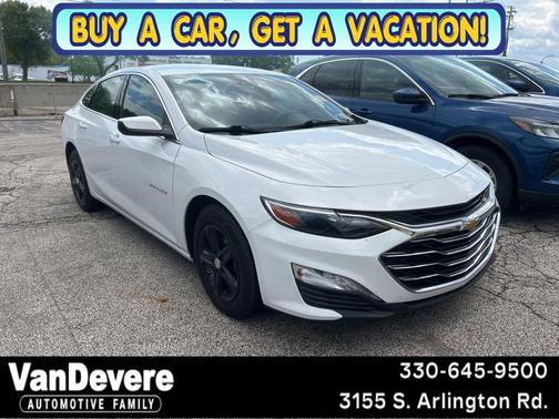 Summit White 2023 Chevrolet Malibu LT