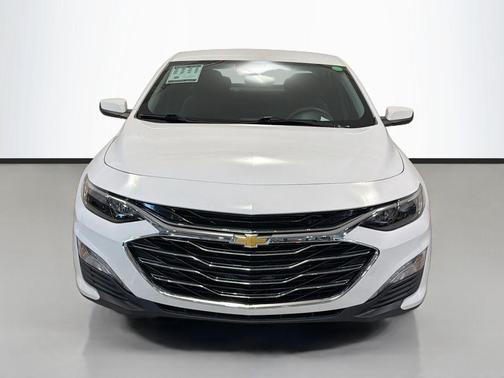 Summit White 2023 Chevrolet Malibu LT