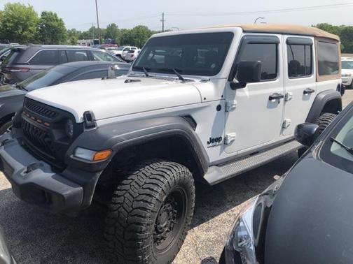 2020 Jeep Wrangler Unlimited Black and Tan 4X4