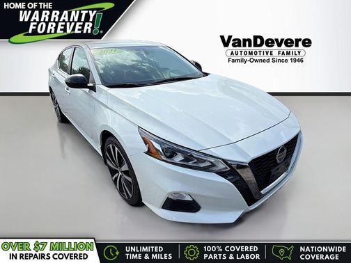 Pearl White Tricoat 2021 Nissan Altima 2.5 SR