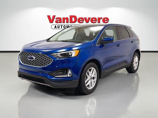 Blue Metallic 2024 Ford Edge SEL