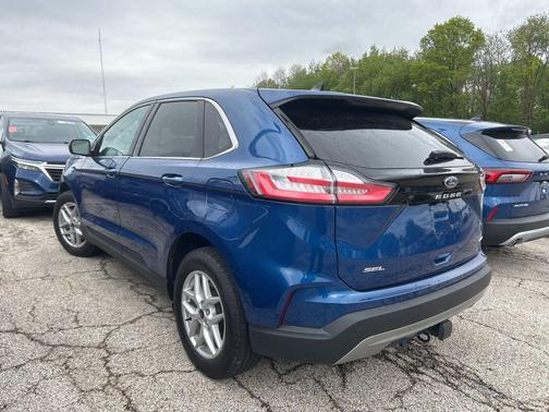 Blue Metallic 2024 Ford Edge SEL