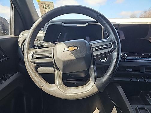 2024 Chevrolet Colorado WT