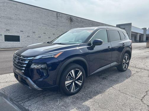 Deep Ocean Blue Pearl 2026 Nissan Rogue SL