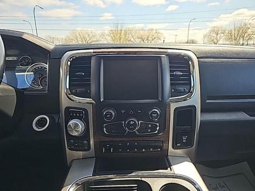 Black Forest Green Pearlcoat 2017 RAM 1500 Laramie