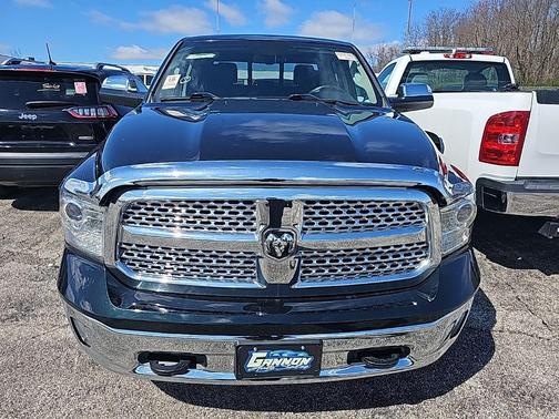 Black Forest Green Pearlcoat 2017 RAM 1500 Laramie