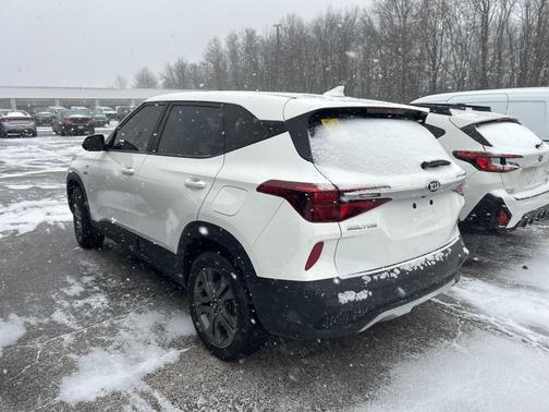 2021 Kia Seltos LX