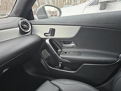 2025 Mercedes-Benz CLA 250 4MATIC