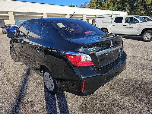2022 Mitsubishi Mirage G4 ES