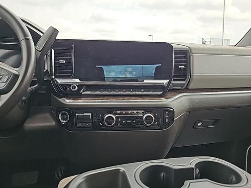 Onyx Black 2023 GMC Sierra 1500 SLE