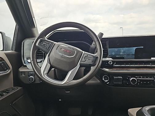 Onyx Black 2023 GMC Sierra 1500 SLE