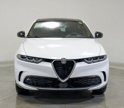Alfa White 2024 Alfa Romeo Tonale Ti