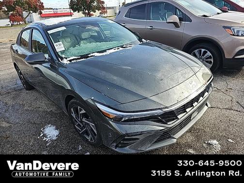 2025 Hyundai ELANTRA Limited