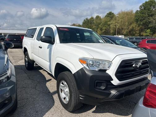 2018 Toyota Tacoma SR